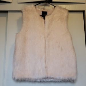 NWT Blush Faux Fur Vest
